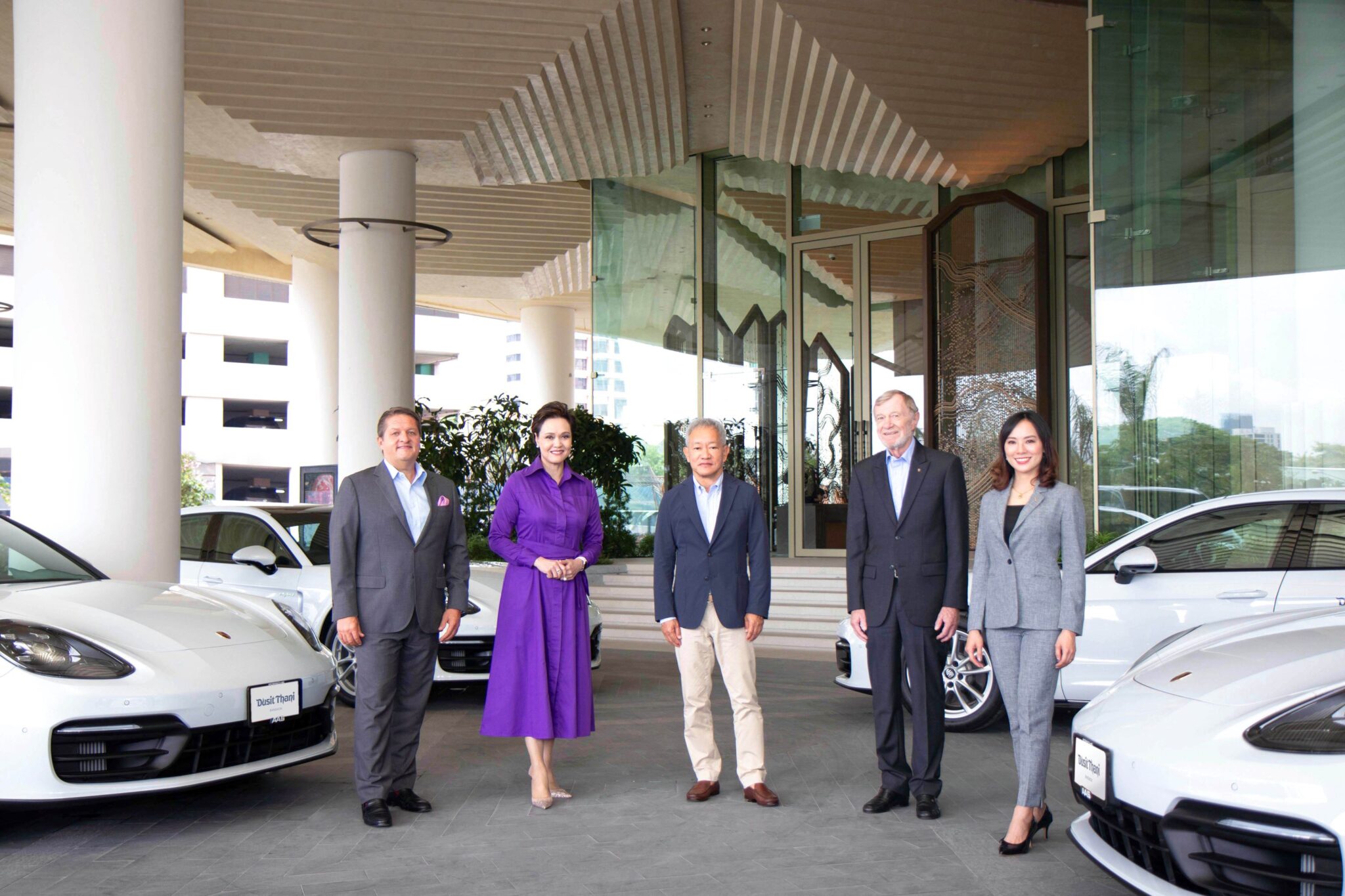 Dusit Thani Bangkok and Porsche introduce luxury limo service for guests