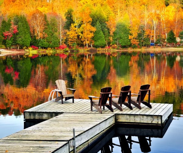 Picturesque Lakes And Fall Splendor: 3 Lake Towns That Are Easy On The Wallet!